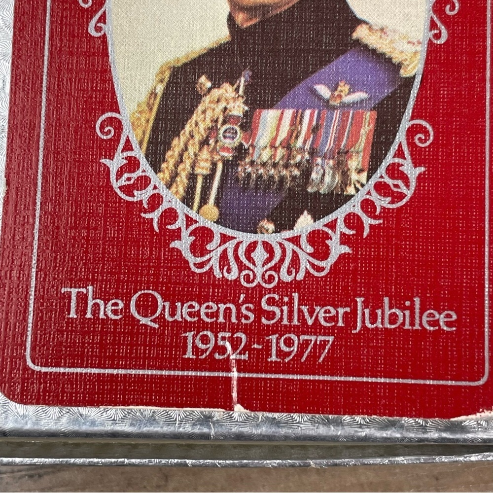 Vintage Queen Elizabeth II Silver Jubilee 1977 Waddington's Fine Playing Cards - Picture 11 of 12